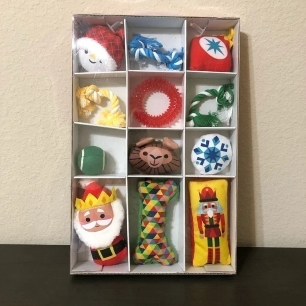 Wondershop Dog Toys Christmas Countdown Advent Calendar 12 Count Holiday NWT